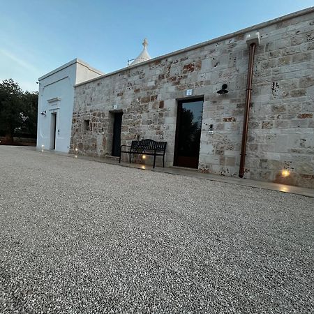 Il Trullo Di Bina Bed and Breakfast Pezze Di Greco Eksteriør billede